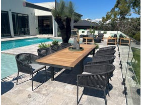 Barcelona Extension Table with Gizella Chairs 9pc Outdoor Dining Setting